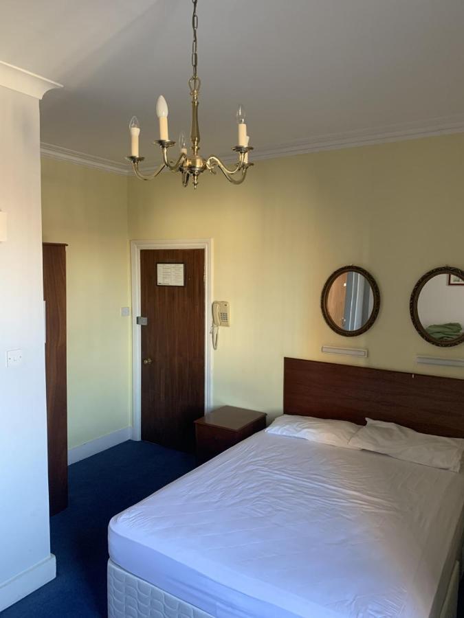 Merlyn Court Hotel Londen Buitenkant foto